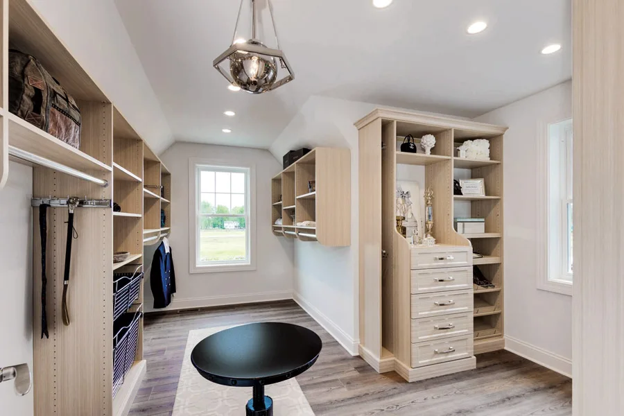 Closets design idea
