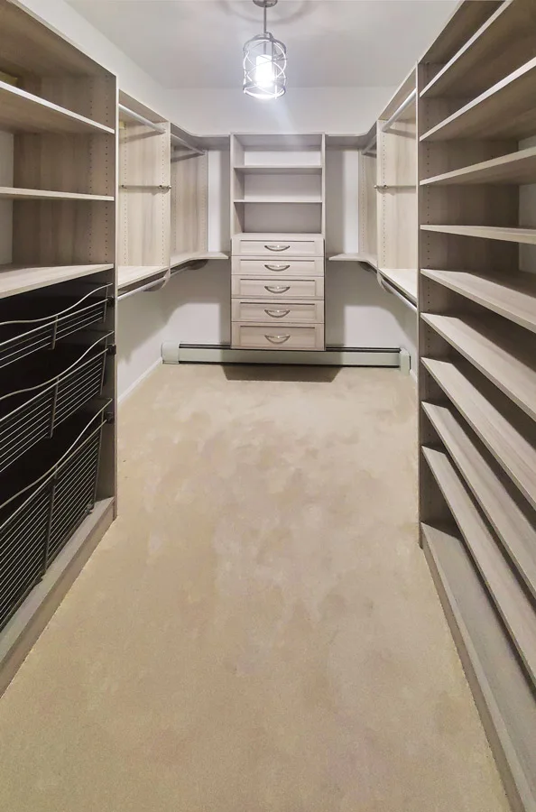 Closets design idea